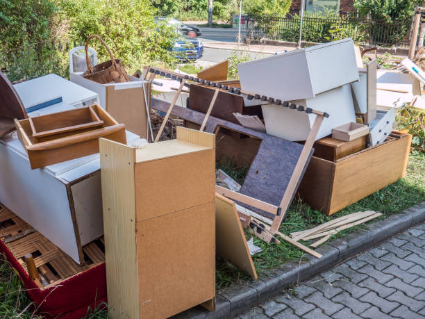 Best Basement Cleanout Services  in Halawa, HI