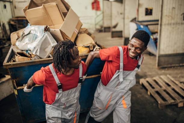 Best Commercial Cleanout Services  in Halawa, HI